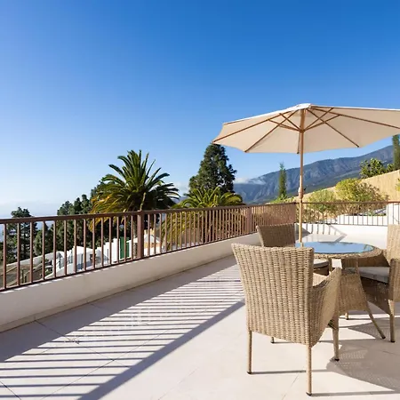 Villa La Palmera, Amazing Sea Views *
